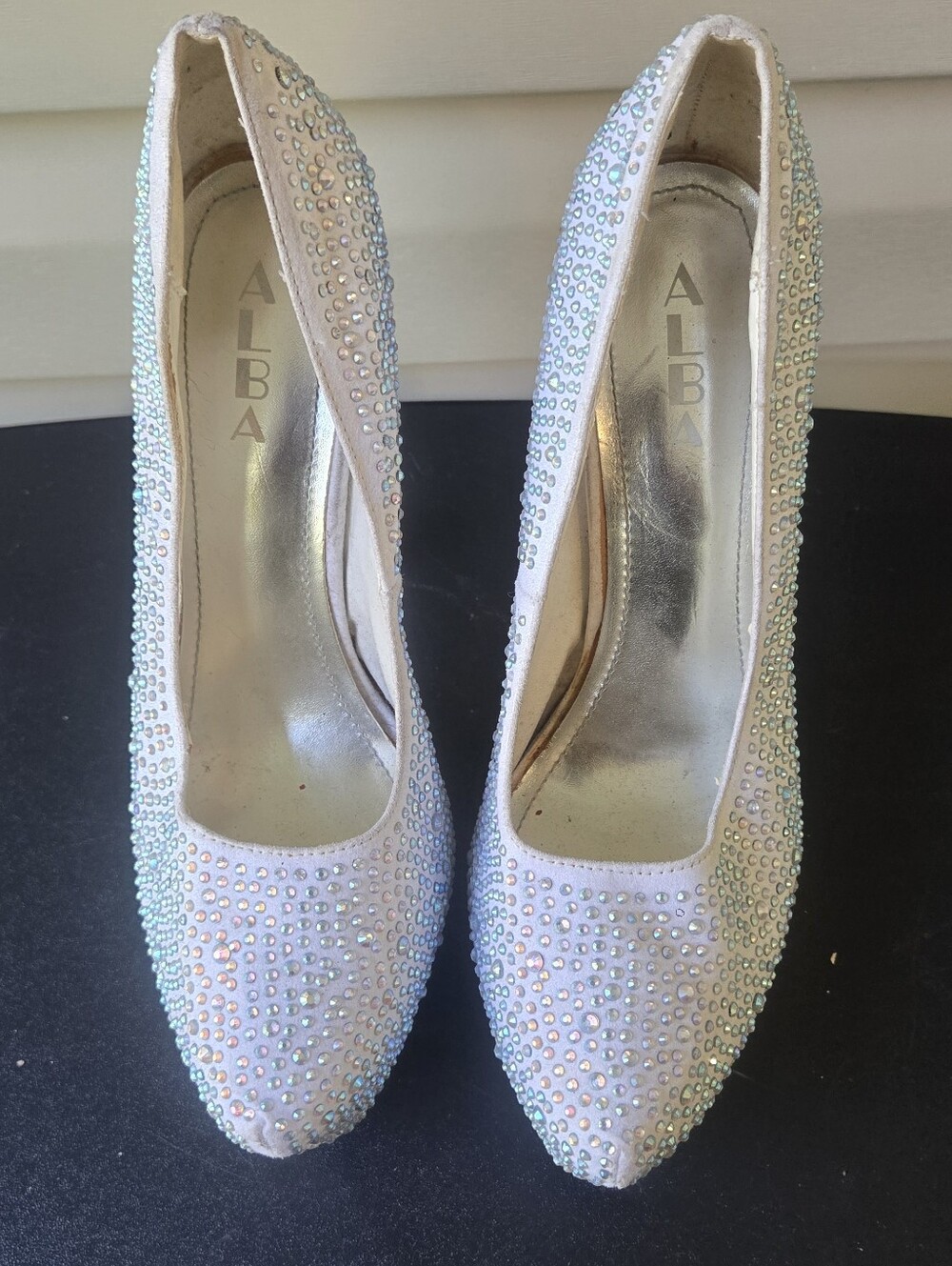 ALBA Women's Ivory Crystal Embellished Pumps
